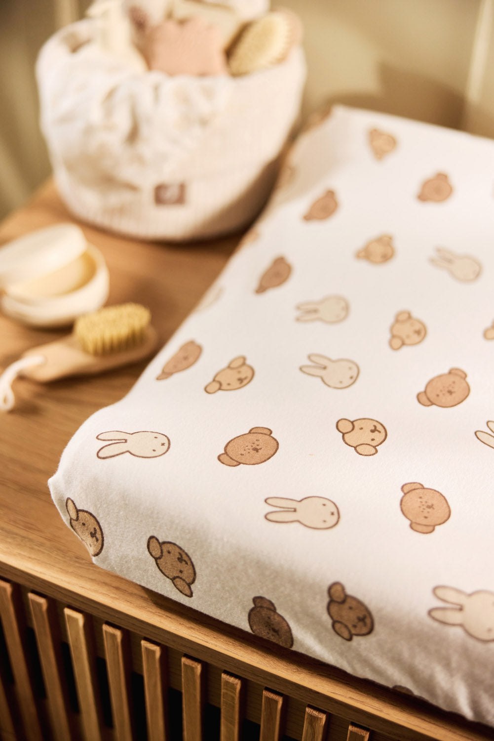 Wikkeldeken - Miffy Jacquard Biscuit