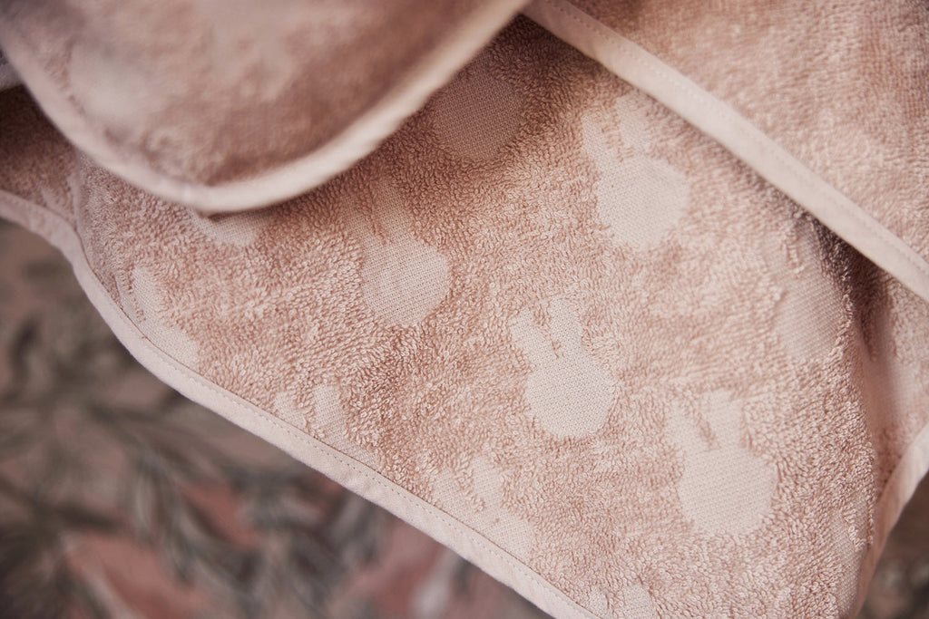 Badcape Badstof - Miffy Jacquard Wild Rose