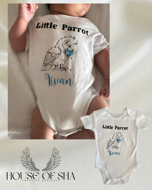 “Little Parrot” Baby Romper – Custom Gift for Parrot-Loving Families